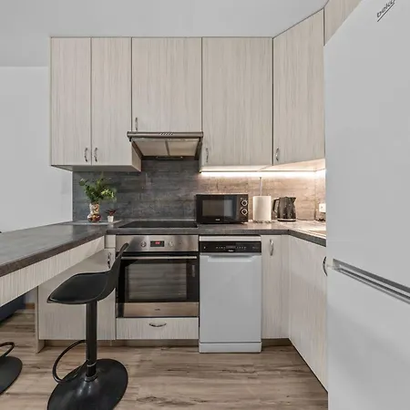 1-bedroom With Balcony, Rustaveliho - Raca