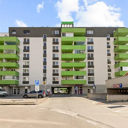 1-bedroom With Balcony, Rustaveliho - Raca Διαμέρισμα *