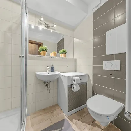 1-bedroom With Balcony, Rustaveliho - Raca ברטיסלאבה